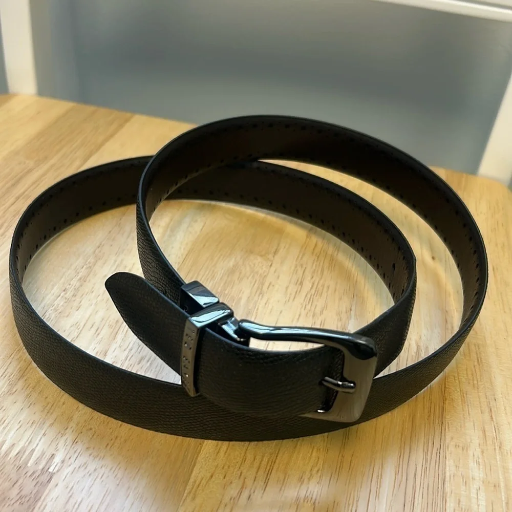 Ted Baker Pebbled Brown and Black Reversible Men’s Belt Size 40